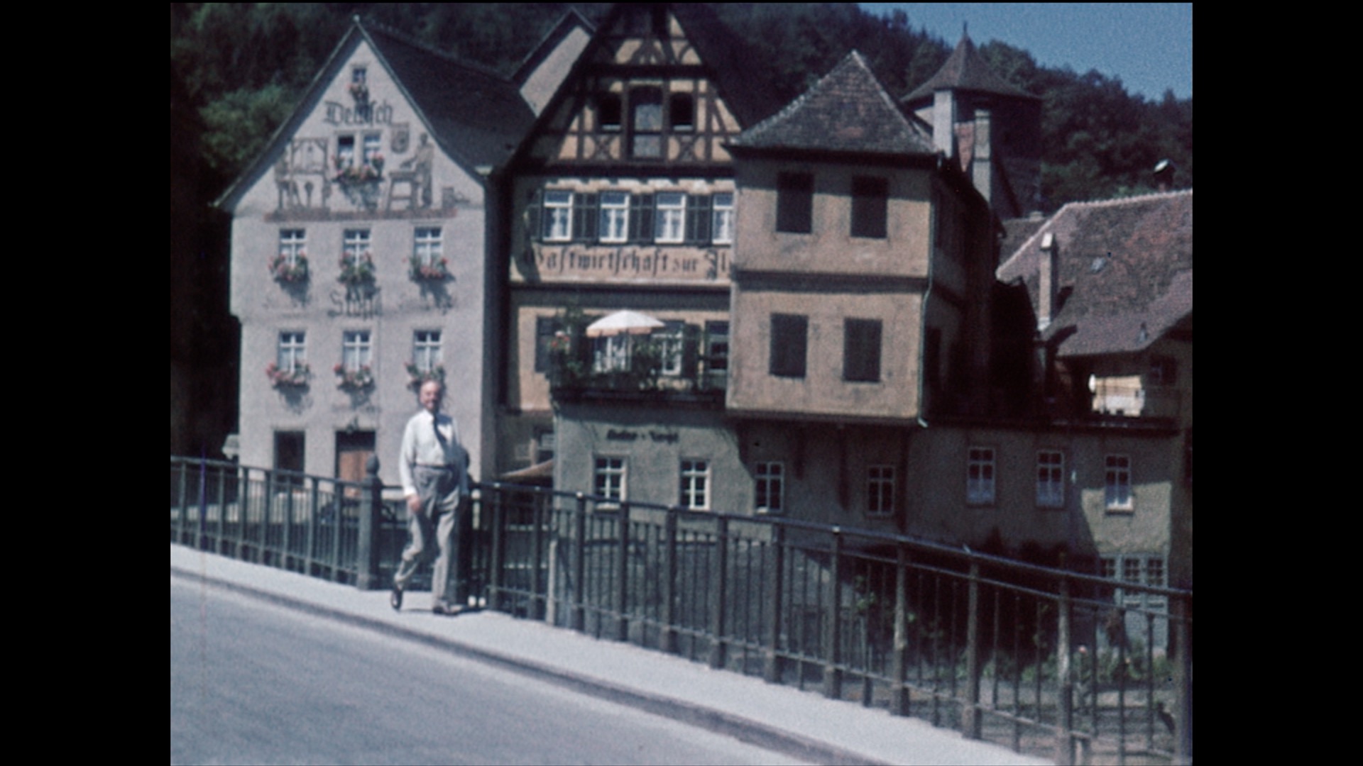 Standbild aus dem Film „Reise nach Griechenland, in die Schweiz, Familienfeier u.a.“ (1939, Archivnummer: LFS_004892)